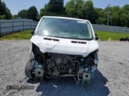 ✅ 2018 Ford Transit • VIN: 1FTYR2YMXJKB01631 • Lot: 60091905. Wystawiony na Copart z przebiegiem 123 157 mil. Bezpłatny archiwum sprzedaży aukcyjnych z USA i szczegółowy raport historii pojazdu na DreamBid. Zdjęcie 5.