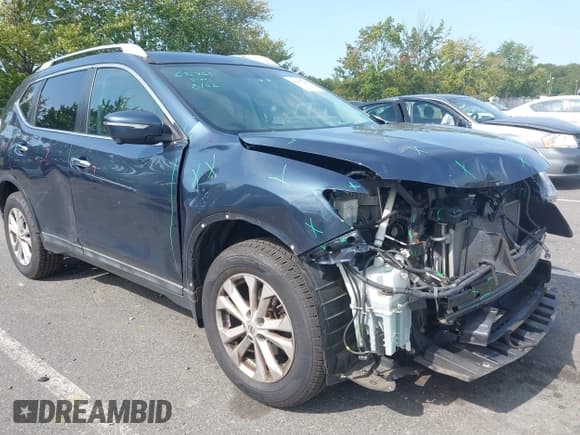 ✅ 2014 Nissan Rogue SV • VIN: 5N1AT2MV0EC864609 • Lot: 43185294. Wystawiony na IAAI z przebiegiem 87 581 mil. Bezpłatny archiwum sprzedaży aukcyjnych z USA i szczegółowy raport historii pojazdu na DreamBid. Zdjęcie 1.