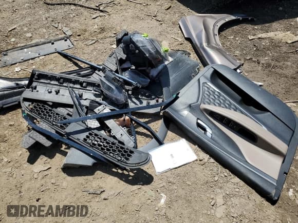 ✅ 2019 Hyundai Santa Fe Ultimate • VIN: 5NMS5CAAXKH133385 • Lot: 54613764. Wystawiony na Copart z przebiegiem 79 016 mil. Bezpłatny archiwum sprzedaży aukcyjnych z USA i szczegółowy raport historii pojazdu na DreamBid. Zdjęcie 13.