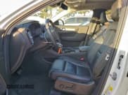 ✅ 2023 Volvo XC40 Ultimate Dark Theme • VIN: YV4L12UX3P2008344 • Лот: 94685395. Опубликован ранее на Copart с пробегом Не указан. Бесплатный доступ к архиву аукционных продаж из США и подробный отчёт об истории автомобиля на DreamBid. Изображение 7.