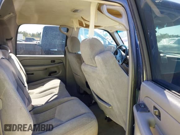 ✅ 2005 Chevrolet Avalanche LS • VIN: 3GNEC12Z55G271144 • Lot: 43633435. Listed on IAAI with 291,369 mi. Free auction sales archive from the USA and detailed vehicle history report at DreamBid. Image 8.