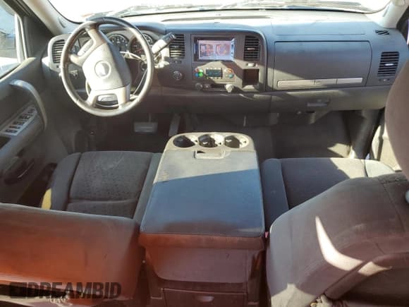 ✅ 2007 Chevrolet Silverado 1500 1LT • VIN: 2GCEK13M571642488 • Lot: 86233665. Listed on Copart with 177,690 mi. Free auction sales archive from the USA and detailed vehicle history report at DreamBid. Image 8.