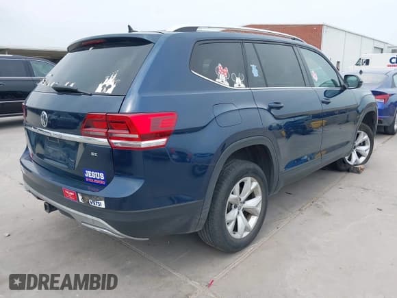 ✅ 2018 Volkswagen Atlas SE • VIN: 1V2KR2CA4JC532476 • Лот: 42070722. Опубликован ранее на IAAI с пробегом 155 320 миль. Бесплатный доступ к архиву аукционных продаж из США и подробный отчёт об истории автомобиля на DreamBid. Изображение 4.