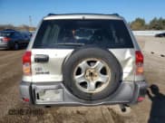 ✅ 2003 Toyota RAV4 • VIN: JTEHH20V936076980 • Lot: 91392875. Wystawiony na Copart z przebiegiem 228 517 mil. Bezpłatny archiwum sprzedaży aukcyjnych z USA i szczegółowy raport historii pojazdu na DreamBid. Zdjęcie 6.