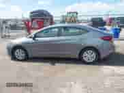 2019 Hyundai Elantra SE с VIN 5NPD74LF2KH419770, выставлен на аукционе IAAI как лот 43255477 с пробегом 127 673 миль миль и . История ставок и продаж доступна на DreamBid. Изображение 14.