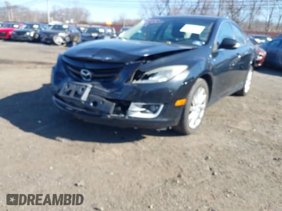 ✅ 2011 Mazda 6 i Touring • VIN: 1YVHZ8CH7B5M02283 • Lot: 41769137. Listed on IAAI with 157,972 mi. Free auction sales archive from the USA and detailed vehicle history report at DreamBid. Image 6.