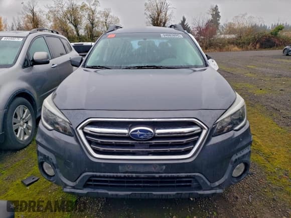 ✅ 2018 Subaru Outback Premium • VIN: 4S4BSACC1J3380587 • Лот: 84003895. Опубликован ранее на Copart с пробегом Не указан. Бесплатный доступ к архиву аукционных продаж из США и подробный отчёт об истории автомобиля на DreamBid. Изображение 5.