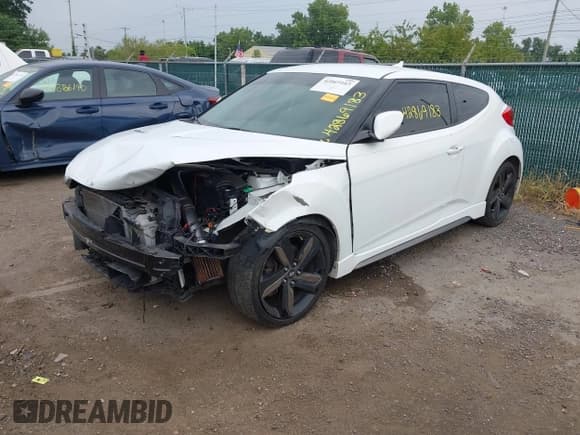 ✅ 2013 Hyundai Veloster Turbo • VIN: KMHTC6AE9DU149325 • Lot: 42869183. Wystawiony na IAAI z przebiegiem 66 902 mil. Bezpłatny archiwum sprzedaży aukcyjnych z USA i szczegółowy raport historii pojazdu na DreamBid. Zdjęcie 2.