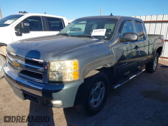 2008 Chevrolet Silverado 1500 2LT с VIN 2GCEK19J181300647, выставлен на аукционе IAAI как лот 43570076 с пробегом 252 983 миль миль и . История ставок и продаж доступна на DreamBid. Изображение 2.