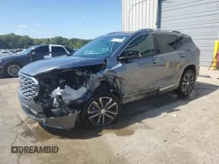 ✅ 2019 GMC Terrain Denali • VIN: 3GKALSEX4KL384100 • Lot: 82101295. Wystawiony na Copart z przebiegiem 61 501 mil. Bezpłatny archiwum sprzedaży aukcyjnych z USA i szczegółowy raport historii pojazdu na DreamBid. Zdjęcie 1.