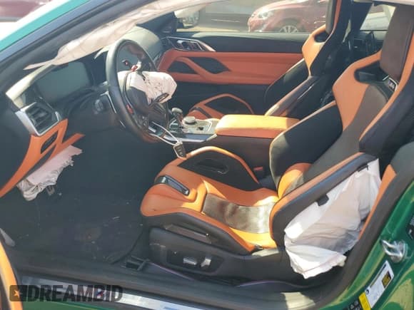 ✅ 2022 BMW M4 Competition xDrive • VIN: WBS43AZ00NCH47214 • Lot: 80906935. Wystawiony na Copart z przebiegiem Nie podano. Bezpłatny archiwum sprzedaży aukcyjnych z USA i szczegółowy raport historii pojazdu na DreamBid. Zdjęcie 7.