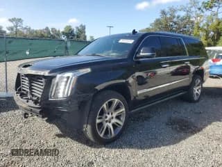 ✅ 2015 Cadillac Escalade ESV Premium • VIN: 1GYS3TKJ6FR614072 • Lot: 84925925. Listed on Copart with 133,949 mi. Free auction sales archive from the USA and detailed vehicle history report at DreamBid. Image 1.