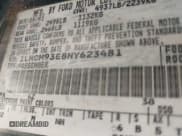 ✅ 1992 Lincoln Mark VIII • VIN: 1LNCM93E8NY623481 • Lot: 41835294. Wystawiony na IAAI z przebiegiem 123 271 mil. Bezpłatny archiwum sprzedaży aukcyjnych z USA i szczegółowy raport historii pojazdu na DreamBid. Zdjęcie 9.