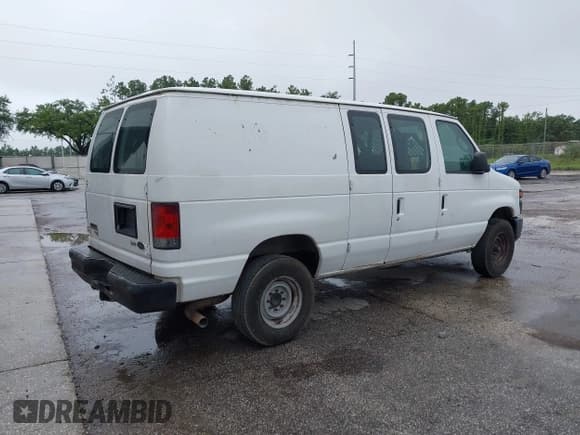✅ 2011 Ford Econoline Cargo Commercial • VIN: 1FTSE3EL4BDB39770 • Lot: 42539014. Listed on IAAI with 199,289 mi. Free auction sales archive from the USA and detailed vehicle history report at DreamBid. Image 4.