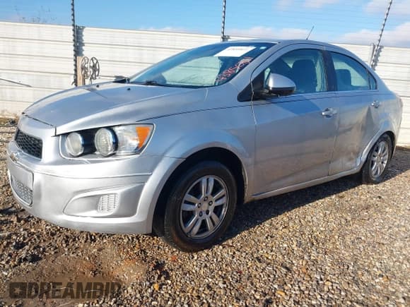 ✅ 2014 Chevrolet Sonic LT • VIN: 1G1JC5SHXE4224252 • Lot: 43850811. Listed on IAAI with 120,087 mi. Free auction sales archive from the USA and detailed vehicle history report at DreamBid. Image 2.