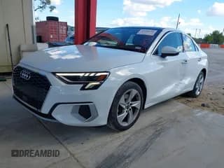 ✅ 2023 Audi A3 Premium • VIN: WAUAUDGYXPA039837 • Lot: 43480495. Wystawiony na IAAI z przebiegiem 52 189 mil. Bezpłatny archiwum sprzedaży aukcyjnych z USA i szczegółowy raport historii pojazdu na DreamBid. Zdjęcie 2.