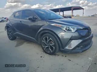 ✅ 2018 Toyota C-HR XLE • VIN: NMTKHMBX4JR049797 • Лот: 93004015. Опубликован ранее на Copart с пробегом 88 113 миль. Бесплатный доступ к архиву аукционных продаж из США и подробный отчёт об истории автомобиля на DreamBid. Изображение 4.