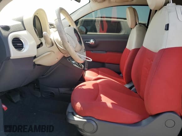 ✅ 2015 FIAT 500 Pop • VIN: 3C3CFFDR1FT501129 • Lot: 59232635. Listed on Copart with 92,281 mi. Free auction sales archive from the USA and detailed vehicle history report at DreamBid. Image 7.