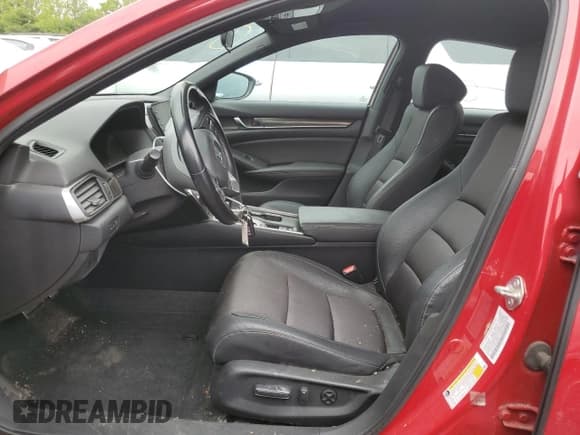 ✅ 2020 Honda Accord Sport • VIN: 1HGCV1F3XLA101603 • Lot: 57242335. Wystawiony na Copart z przebiegiem 59 847 mil. Bezpłatny archiwum sprzedaży aukcyjnych z USA i szczegółowy raport historii pojazdu na DreamBid. Zdjęcie 7.