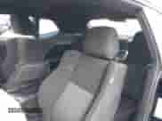 2021 Dodge Challenger R/T z VIN 2C3CDZBT8MH571335, wystawiony jako IAAI lot #43166232 z przebiegiem Nie podano mil oraz . Historia ofert i sprzedaży dostępna na DreamBid. Obrazek 19.