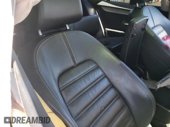 ✅ 2010 Volkswagen CC Luxury • VIN: WVWHP7AN5AE565110 • Lot: 66708245. Wystawiony na Copart z przebiegiem Nie podano. Bezpłatny archiwum sprzedaży aukcyjnych z USA i szczegółowy raport historii pojazdu na DreamBid. Zdjęcie 10.