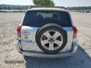 ✅ 2007 Toyota RAV4 Sport • VIN: JTMZK32V276007034 • Лот: 62525525. Опубликован ранее на Copart с пробегом 307 229 миль. Бесплатный доступ к архиву аукционных продаж из США и подробный отчёт об истории автомобиля на DreamBid. Изображение 6.