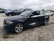 ✅ 2012 BMW 1 Series 128i • VIN: WBAUP7C54CVP23190 • Лот: 64003595. Опубликован ранее на Copart с пробегом 127 660 миль. Бесплатный доступ к архиву аукционных продаж из США и подробный отчёт об истории автомобиля на DreamBid. Изображение 1.