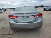 ✅ 2013 Hyundai Elantra GLS • VIN: KMHDH4AE8DU899681 • Lot: 86233215. Wystawiony na Copart z przebiegiem 126 361 mil. Bezpłatny archiwum sprzedaży aukcyjnych z USA i szczegółowy raport historii pojazdu na DreamBid. Zdjęcie 6.
