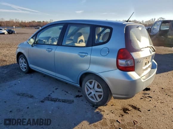 ✅ 2007 Honda Fit • VIN: JHMGD384X7S049067 • Лот: 93898075. Опубликован ранее на Copart с пробегом 251 271 миль. Бесплатный доступ к архиву аукционных продаж из США и подробный отчёт об истории автомобиля на DreamBid. Изображение 2.