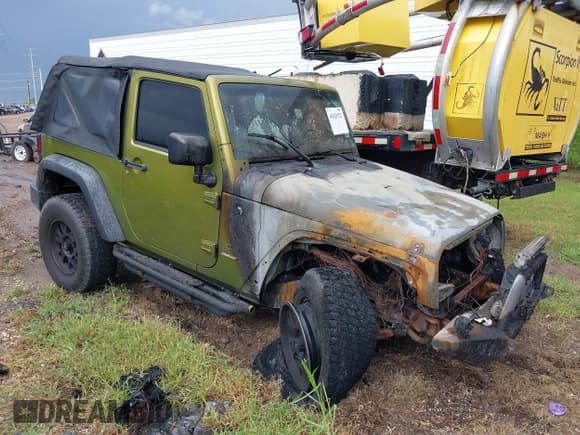 ✅ 2010 Jeep Wrangler Mountain • VIN: 1J4AA2D15AL233138 • Лот: 43425721. Опубликован ранее на IAAI с пробегом Не указан. Бесплатный доступ к архиву аукционных продаж из США и подробный отчёт об истории автомобиля на DreamBid. Изображение 1.