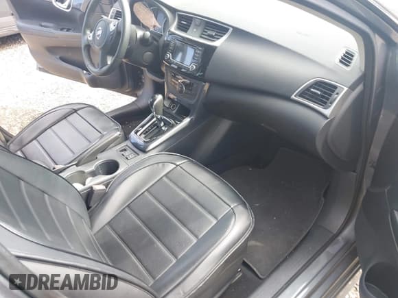 ✅ 2018 Nissan Sentra S • VIN: 3N1AB7AP0JY205055 • Lot: 42796985. Listed on IAAI with 15,456 mi. Free auction sales archive from the USA and detailed vehicle history report at DreamBid. Image 5.