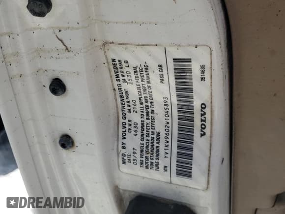 ✅ 1998 Volvo V90 • VIN: YV1KW9602W1045893 • Lot: 77673814. Wystawiony na Copart z przebiegiem 199 932 mil. Bezpłatny archiwum sprzedaży aukcyjnych z USA i szczegółowy raport historii pojazdu na DreamBid. Zdjęcie 12.