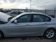 ✅ 2012 BMW 3 Series 328i • VIN: WBA3A5C53CF345021 • Лот: 43883516. Опубликован ранее на IAAI с пробегом 170 204 миль. Бесплатный доступ к архиву аукционных продаж из США и подробный отчёт об истории автомобиля на DreamBid. Изображение 6.