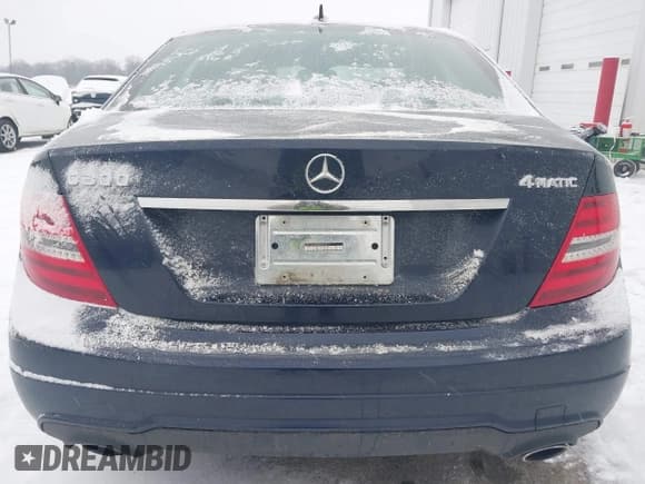✅ 2013 Mercedes-Benz C 300 Sport • VIN: WDDGF8AB3DR262761 • Lot: 41310928. Listed on IAAI with 104,396 mi. Free auction sales archive from the USA and detailed vehicle history report at DreamBid. Image 17.