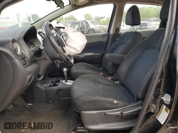 ✅ 2016 Nissan Note S • VIN: 3N1CE2CP0GL408162 • Lot: 57777275. Wystawiony na Copart z przebiegiem 133 153 mil. Bezpłatny archiwum sprzedaży aukcyjnych z USA i szczegółowy raport historii pojazdu na DreamBid. Zdjęcie 7.