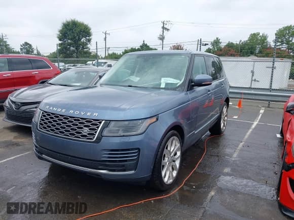 ✅ 2019 Land Rover Range Rover HSE • VIN: SALGS2SV6KA540942 • Лот: 42931416. Опубликован ранее на IAAI с пробегом 121 883 миль. Бесплатный доступ к архиву аукционных продаж из США и подробный отчёт об истории автомобиля на DreamBid. Изображение 17.