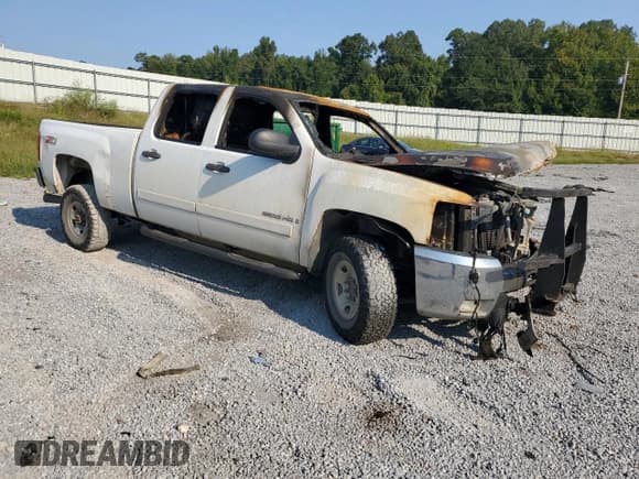 ✅ 2007 Chevrolet Silverado 2500HD 1LT • VIN: 1GCHK23607F504063 • Лот: 80144545. Опубликован ранее на Copart с пробегом Не указан. Бесплатный доступ к архиву аукционных продаж из США и подробный отчёт об истории автомобиля на DreamBid. Изображение 4.