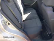 ✅ 2010 Chevrolet Aveo 1LT • VIN: KL1TD5DE0AB134556 • Lot: 41822057. Wystawiony na IAAI z przebiegiem 107 523 mil. Bezpłatny archiwum sprzedaży aukcyjnych z USA i szczegółowy raport historii pojazdu na DreamBid. Zdjęcie 8.