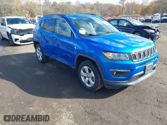 ✅ 2019 Jeep Compass Latitude • VIN: 3C4NJDBB4KT674845 • Lot: 43564369. Wystawiony na IAAI z przebiegiem 69 435 mil. Bezpłatny archiwum sprzedaży aukcyjnych z USA i szczegółowy raport historii pojazdu na DreamBid. Zdjęcie 1.