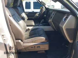 ✅ 2011 Ford Expedition Limited • VIN: 1FMJU2A51BEF08283 • Lot: 43694103. Listed on IAAI with 269,761 mi. Free auction sales archive from the USA and detailed vehicle history report at DreamBid. Image 5.
