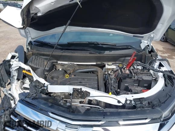 ✅ 2025 Chevrolet Equinox FWD LT • VIN: 3GNAXHEG3SL190345 • Lot: 42615208. Wystawiony na IAAI z przebiegiem 15 644 mil. Bezpłatny archiwum sprzedaży aukcyjnych z USA i szczegółowy raport historii pojazdu na DreamBid. Zdjęcie 10.