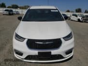 ✅ 2024 Chrysler Pacifica Touring • VIN: 2C4RC1FG5RR195802 • Lot: 83998935. Listed on Copart with 9,578 mi. Free auction sales archive from the USA and detailed vehicle history report at DreamBid. Image 5.