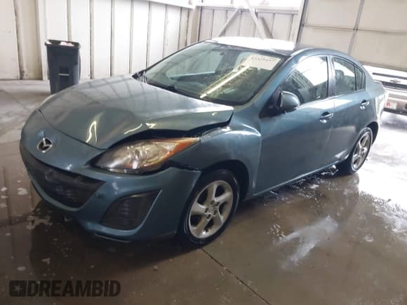✅ 2011 Mazda 3 i Sport • VIN: JM1BL1UG7B1371490 • Lot: 43329437. Listed on IAAI with 162,004 mi. Free auction sales archive from the USA and detailed vehicle history report at DreamBid. Image 2.