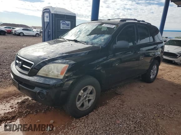 ✅ 2004 Kia Sorento LX • VIN: KNDJC733645330129 • Лот: 70151565. Опубликован ранее на Copart с пробегом 114 869 миль. Бесплатный доступ к архиву аукционных продаж из США и подробный отчёт об истории автомобиля на DreamBid. Изображение 1.