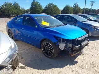 ✅ 2024 Nissan Sentra SR • VIN: 3N1AB8DV1RY317522 • Lot: 43441235. Wystawiony na IAAI z przebiegiem 21 301 mil. Bezpłatny archiwum sprzedaży aukcyjnych z USA i szczegółowy raport historii pojazdu na DreamBid. Zdjęcie 1.