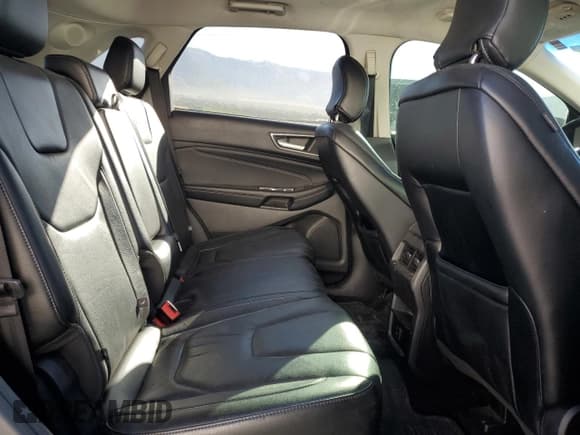 ✅ 2016 Ford Edge Titanium • VIN: 2FMPK4K9XGBB21943 • Lot: 67771115. Wystawiony na Copart z przebiegiem 185 132 mil. Bezpłatny archiwum sprzedaży aukcyjnych z USA i szczegółowy raport historii pojazdu na DreamBid. Zdjęcie 11.