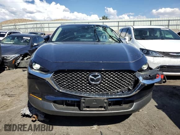 ✅ 2022 Mazda CX-30 S Select • VIN: 3MVDMBBL4NM441240 • Lot: 64827023. Listed on Copart with 5,623 mi. Free auction sales archive from the USA and detailed vehicle history report at DreamBid. Image 5.
