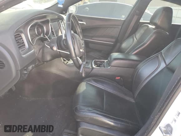 ✅ 2018 Dodge Charger R/T • VIN: 2C3CDXCT1JH188612 • Лот: 87457185. Опубликован ранее на Copart с пробегом 149 608 миль. Бесплатный доступ к архиву аукционных продаж из США и подробный отчёт об истории автомобиля на DreamBid. Изображение 7.