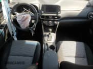 ✅ 2021 Hyundai Kona SE • VIN: KM8K1CAA5MU740166 • Лот: 70135704. Опубликован ранее на Copart с пробегом 40 871 миль. Бесплатный доступ к архиву аукционных продаж из США и подробный отчёт об истории автомобиля на DreamBid. Изображение 8.