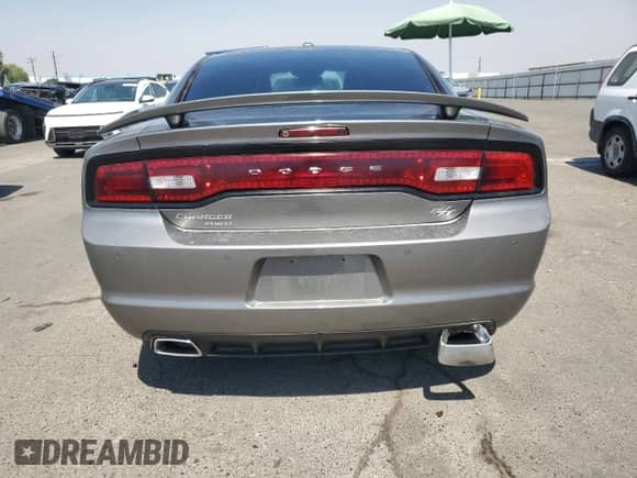 2011 Dodge Charger RT Max z VIN 2B3CM5CT7BH572428, wystawiony jako Copart lot #71529625 z przebiegiem 137 752 mil mil oraz Szkoda całkowita • Salvage title. Historia ofert i sprzedaży dostępna na DreamBid. Obrazek 6.